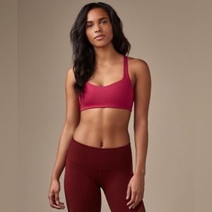 Lululemon Free To Be Bra
Ruby Red